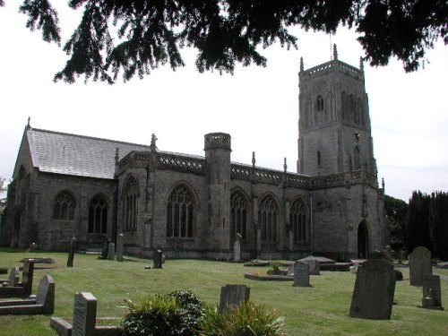 Commonwealth War Grave Holy Cross Churchyard