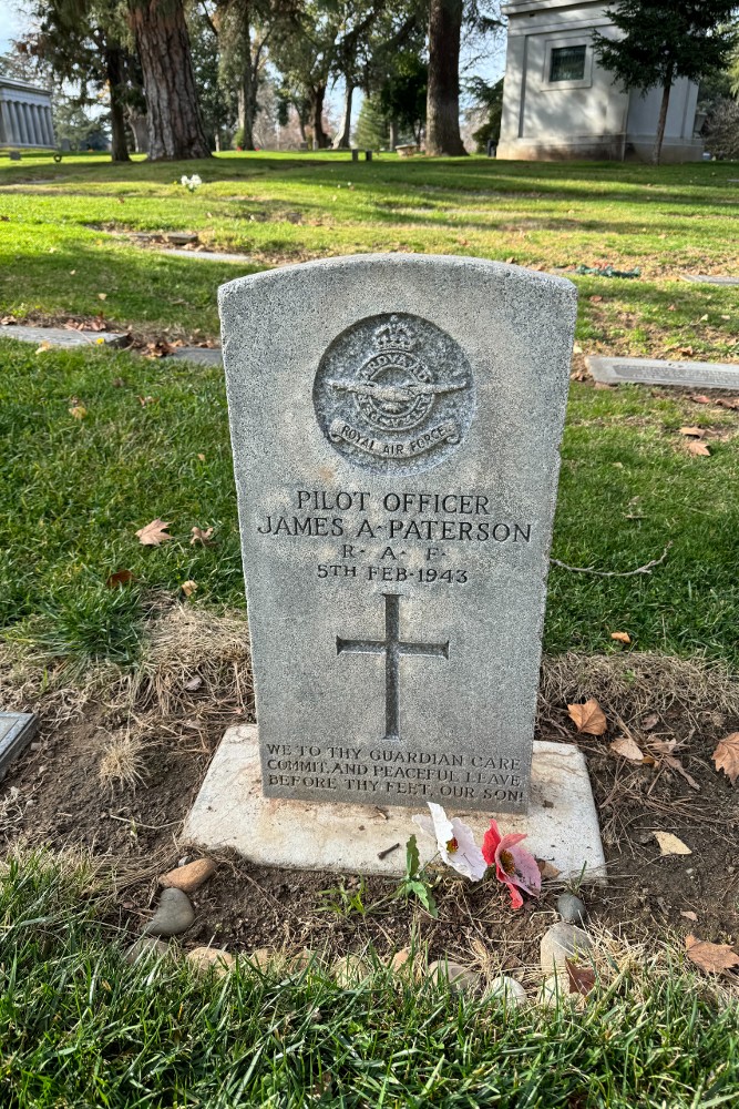 Commonwealth War Graves East Lawn Cemetery #4