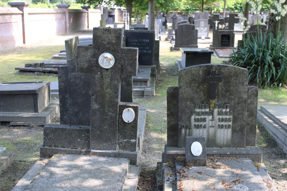 Belgische Graven Oudstrijders Neerpelt	 #1