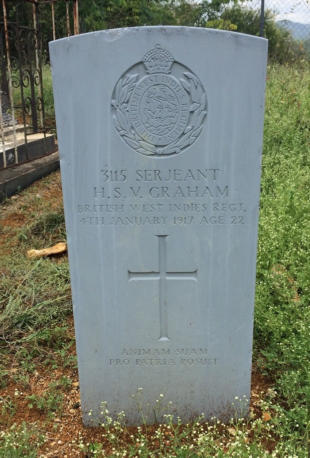 Commonwealth War Grave St. Barnabas Churchyard