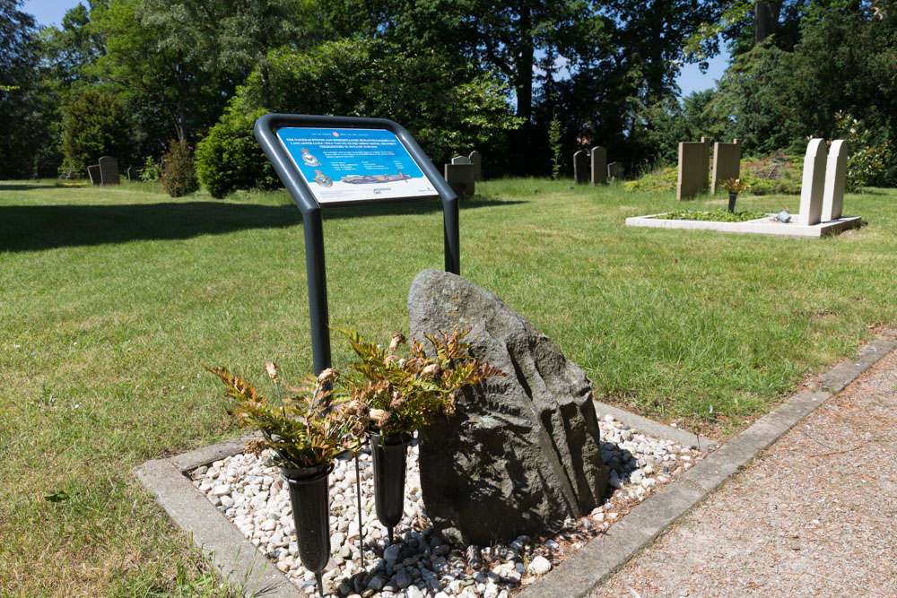 Monument Bemanningsleden Lancaster LL914 WS-U