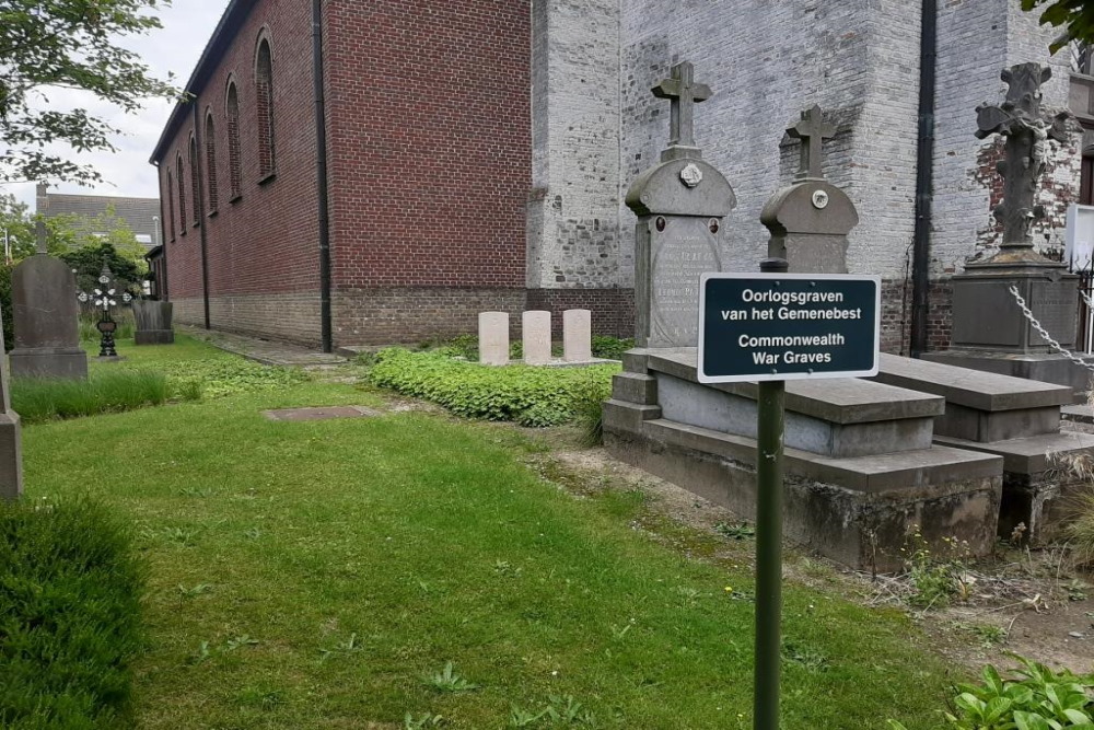 Commonwealth War Graves Zedelgem #1