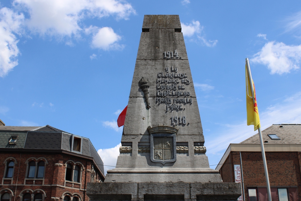 War Memorial Châtelineau #2