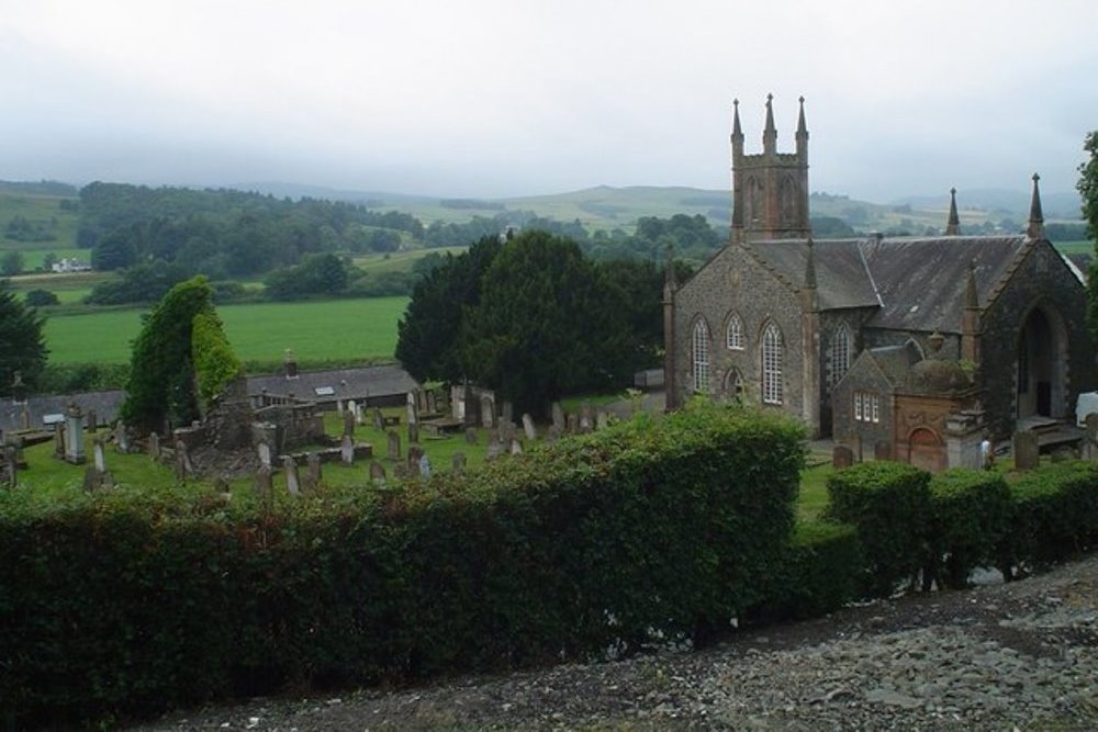 Commonwealth War Graves Glencairn Parish Churchyard