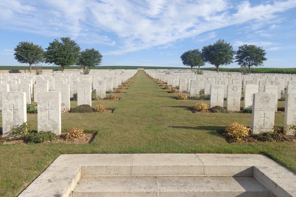 Commonwealth War Cemetery Ovillers #1