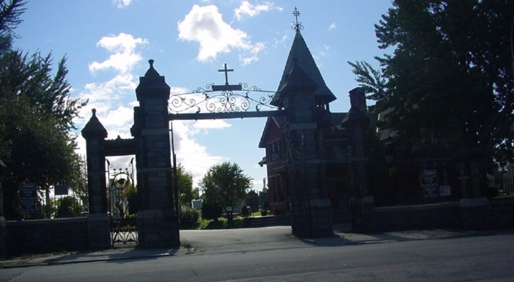 Oorlogsgraven van het Gemenebest Calvary Cemetery