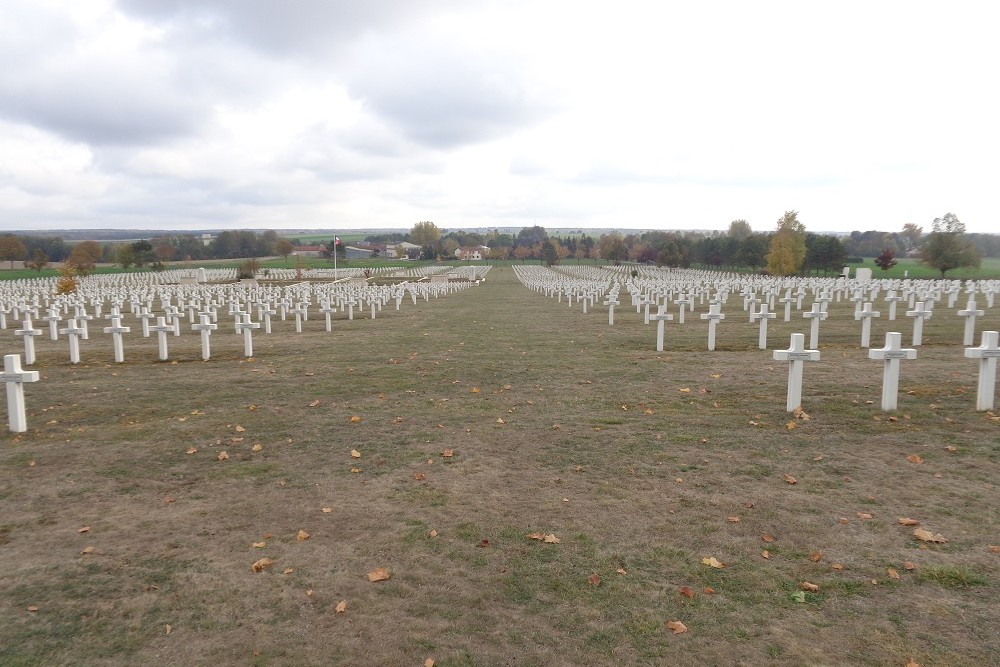 Franse Oorlogsbegraafplaats La Crouée #3