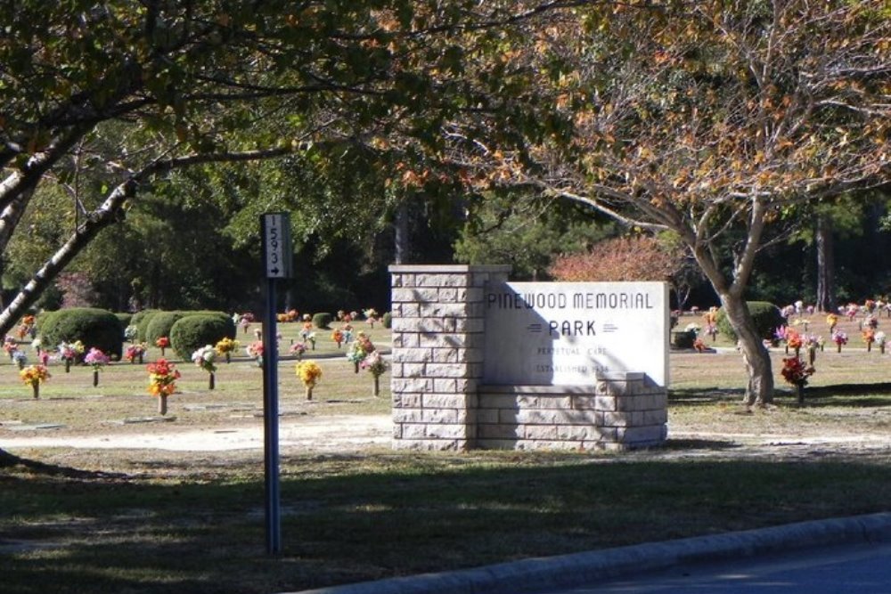 American War Graves Pinewood Memorial Park