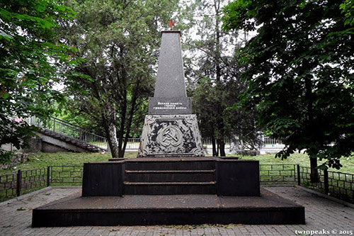 Mass Graves Victims Russian Civil War