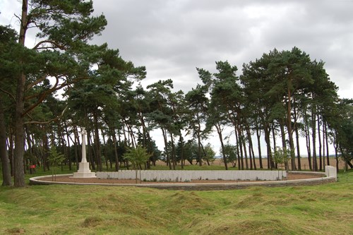 Commonwealth War Cemetery Givenchy Road #4