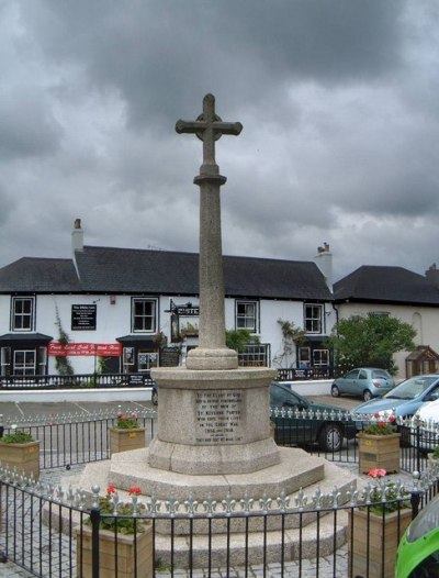 Oorlogsmonument St Keverne #1