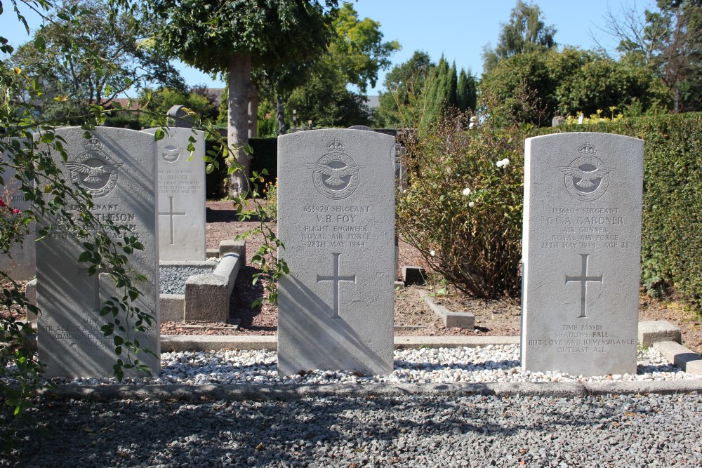 Commonwealth War Graves Oudenaarde #2