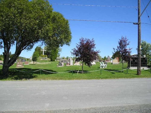 Commonwealth War Graves St. Michel Cemetery