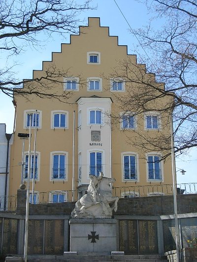 Oorlogsmonument Regen