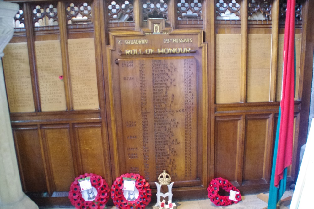 Oorlogsmonument Bridlington Priory #1