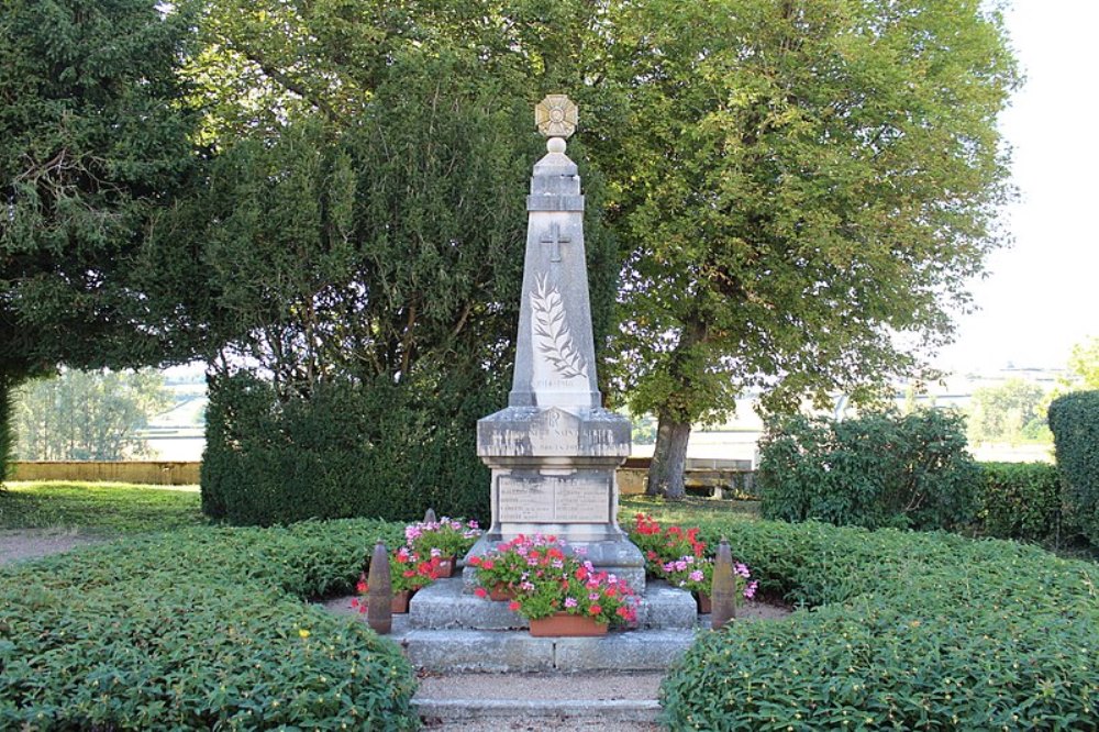 Oorlogsmonument Saint-Didier-en-Brionnais #1