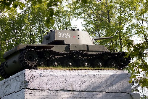 Monument Tankers Leningrad-front (KV-1 Zware Tank) #2