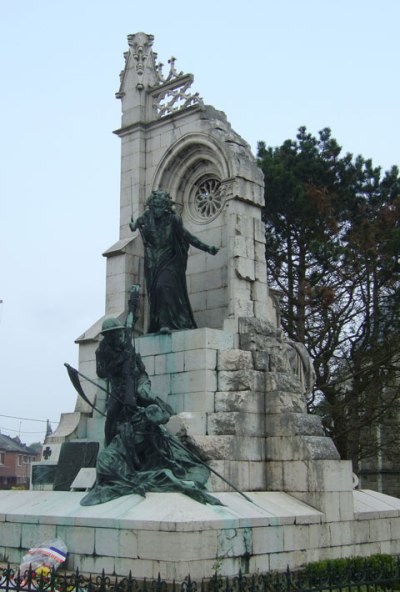 Portugees Monument La Couture #3