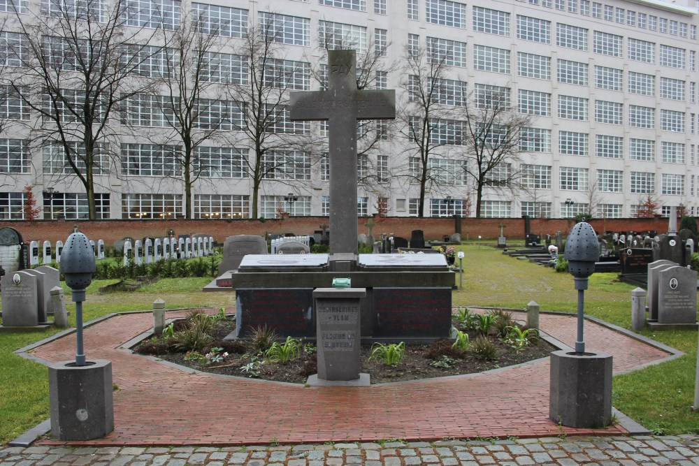 War Memorial and Memory Flame Veterans Leuven #2