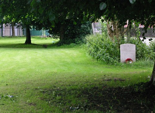 Commonwealth War Graves St. George Churchyard