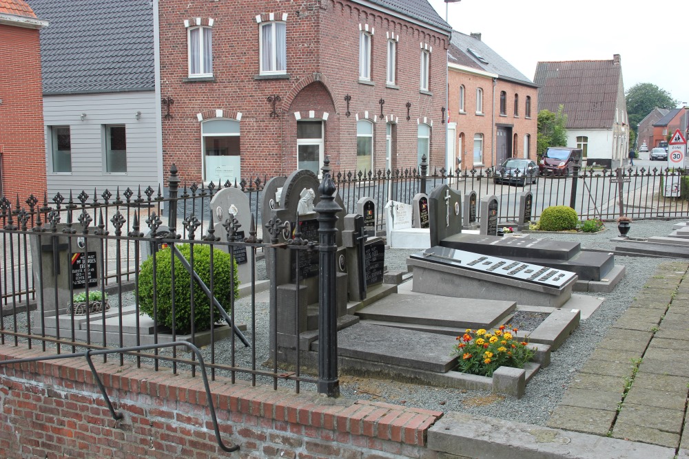 Belgische Graven Oudstrijders Zonnegem Kerkhof #2