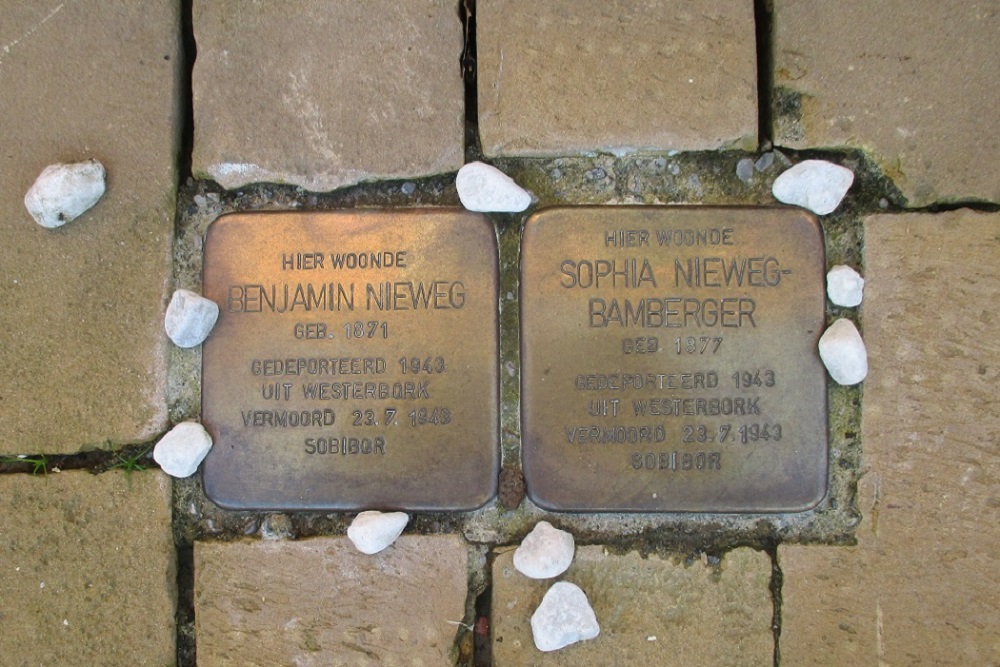 Stumbling Stones Nieuwstraat 19 #1