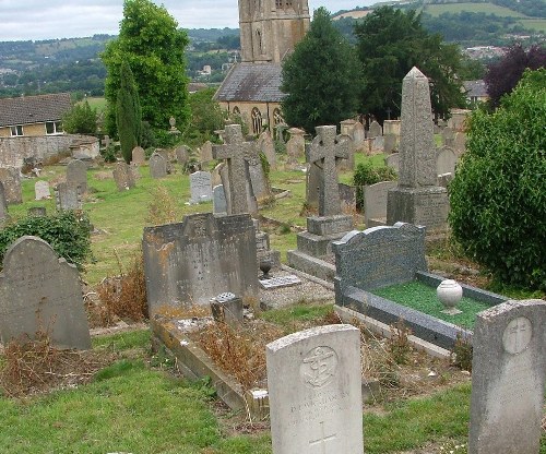 Commonwealth War Graves St Swithun Churchyard #1