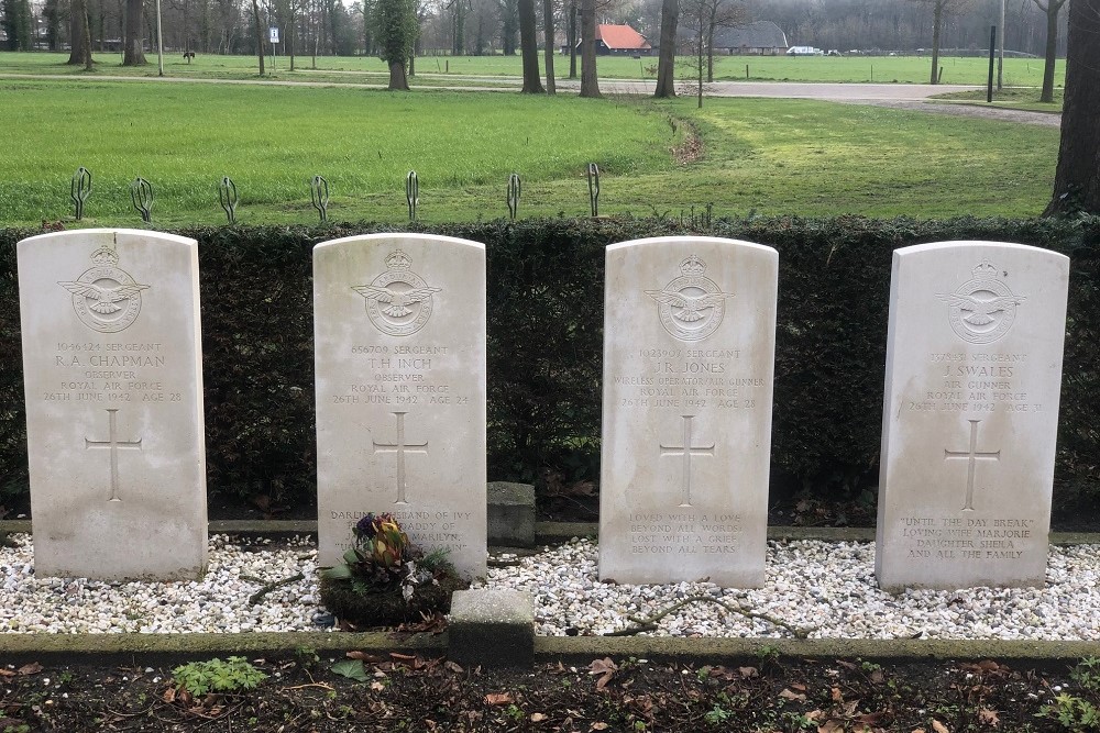 Commonwealth War Graves General Cemetery Ambt-Delden #3