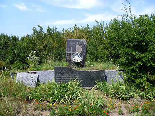 Mass Grave Jewish Victims