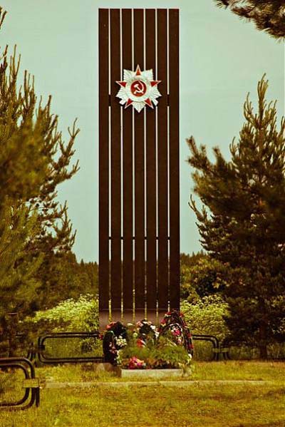 Mass Grave Soviet Soldiers Men'kovo