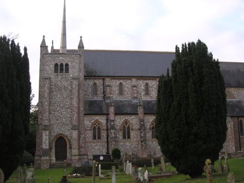 Commonwealth War Grave Our Lady of Consolation and St. Francis R.C. Churchyard