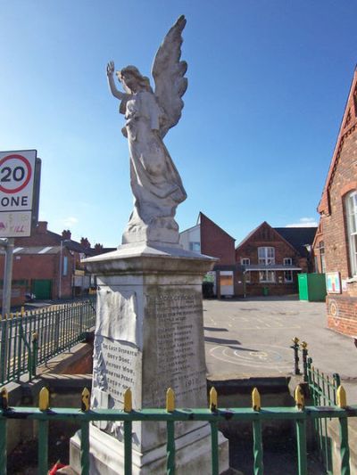 Oorlogsmonument Crosby School