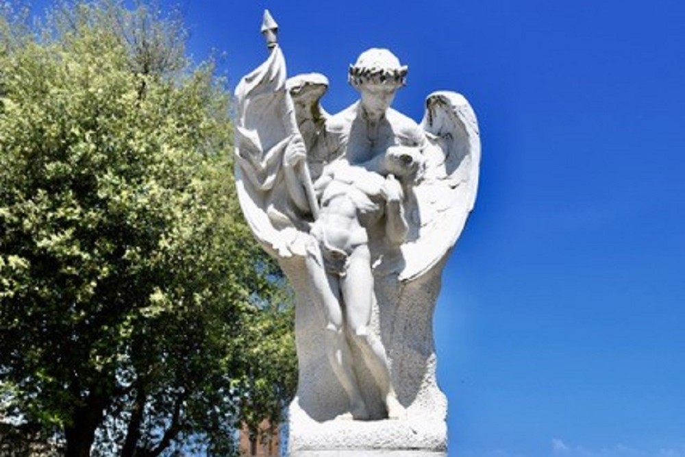 Monument Voor De Gevallen Soldaten Volterra #1