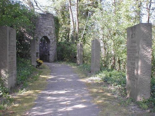 War Memorial Jagsthausen #1