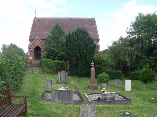 Commonwealth War Grave Hartpury Wesleyan Chapelyard #1