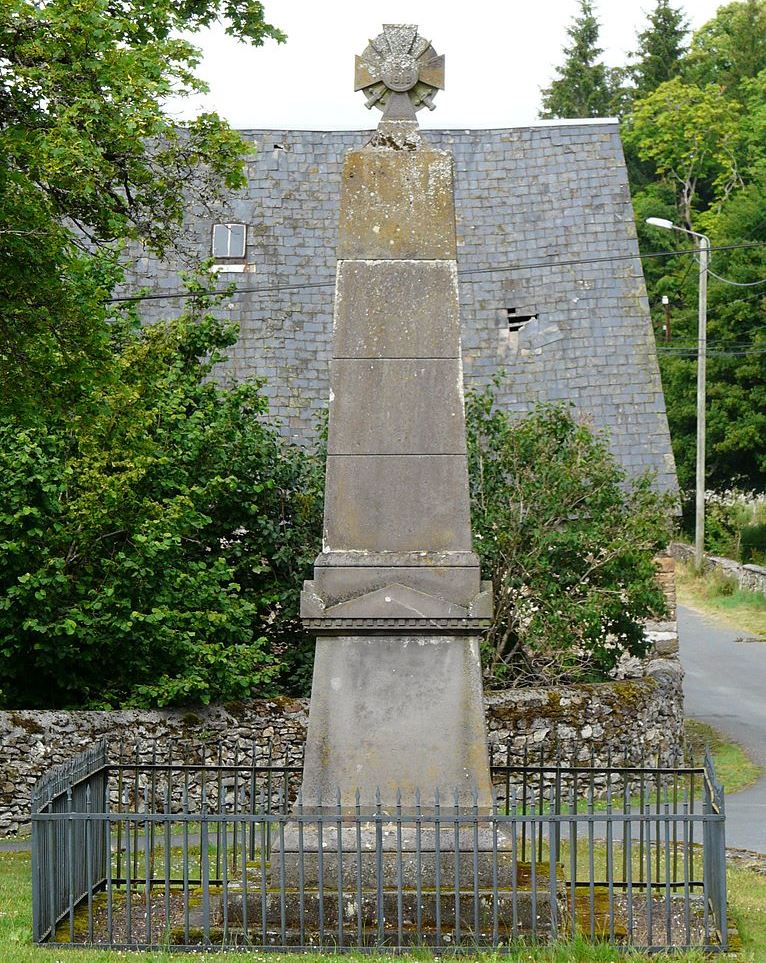 Monument Eerste Wereldoorlog Saint-tienne-aux-Clos #1
