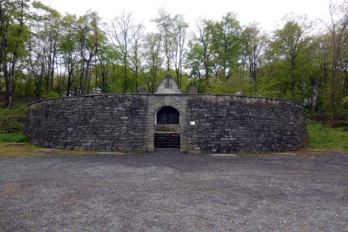 War Memorial Wachtberg #1