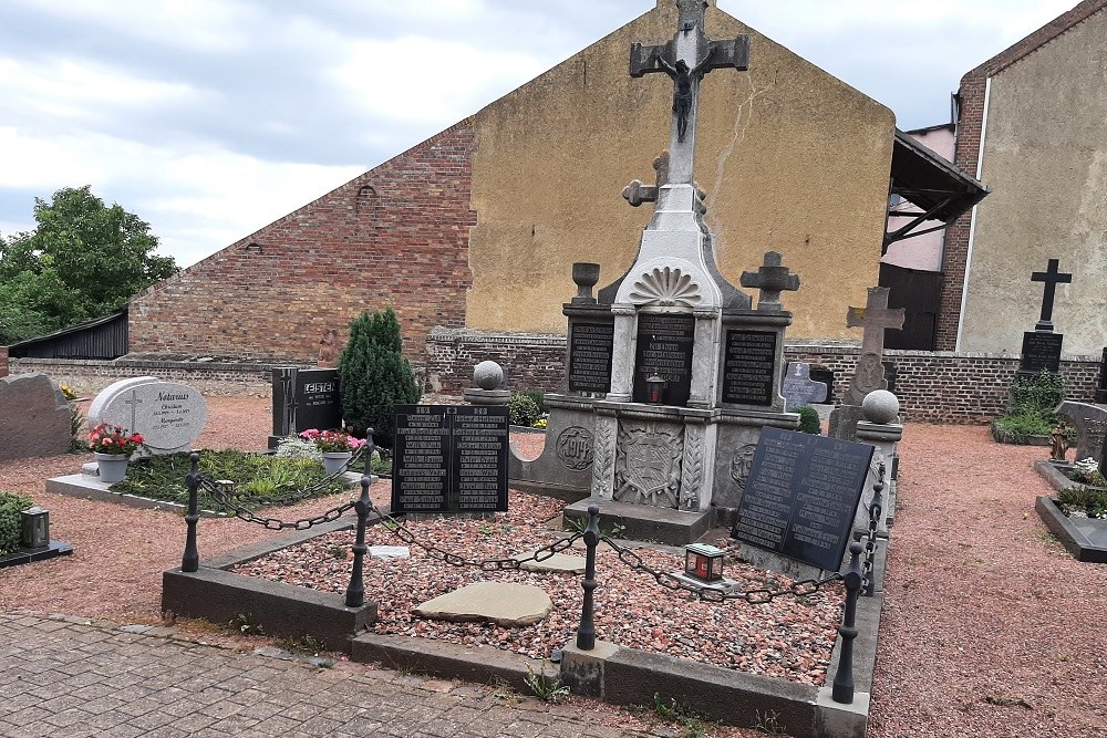 Oorlogsmonument Floisdorf