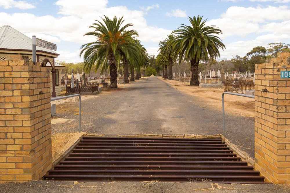 Commonwealth War Graves St. Arnaud Cemetery