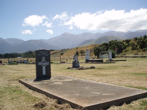 Oorlogsgraf van het Gemenebest Mangamaunu Maori Cemetery #1