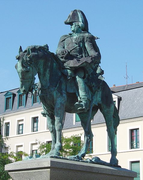 Statue of General Lariboisire #1