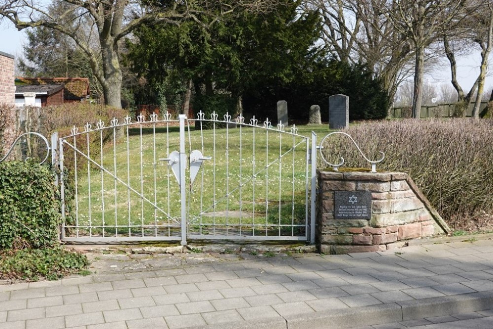 Jewish Cemetery Begau #1