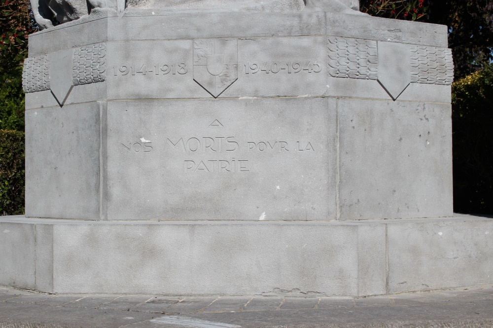 Oorlogsmonument Ecaussinnes dEnghien #3