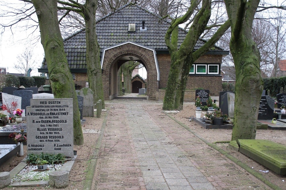 War grave Moordrecht