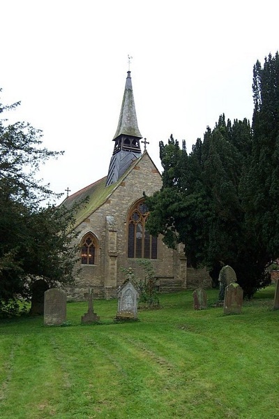 Oorlogsgraven van het Gemenebest St Michael Churchyard