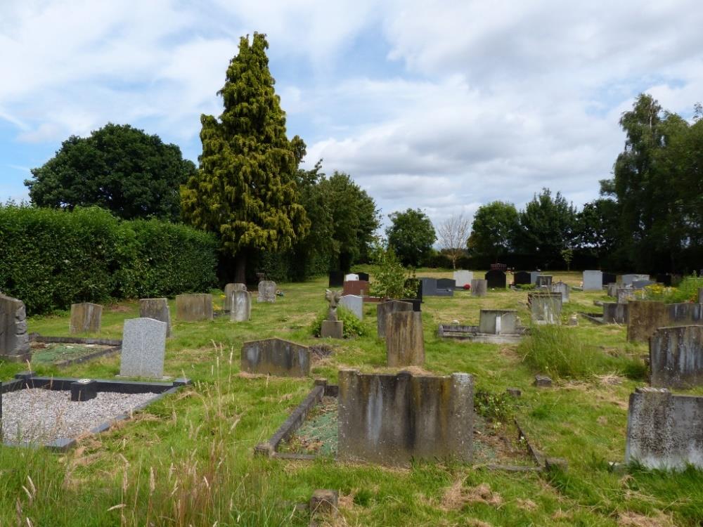 Commonwealth War Grave Offord D'Arcy Cemetery