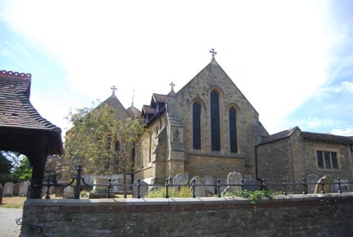 Oorlogsgraven van het Gemenebest St. Bartholomew Churchyard & Extension #1