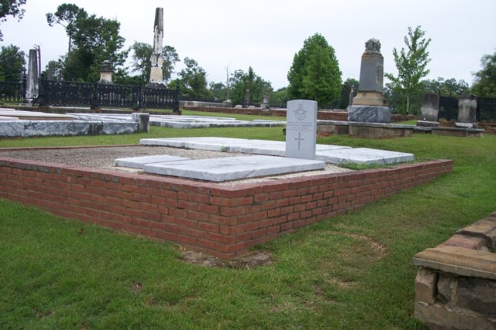 Oorlogsgraf van het Gemenebest Oak Grove Cemetery #1