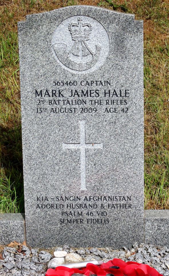 British War Grave Legacurry Church Graveyard