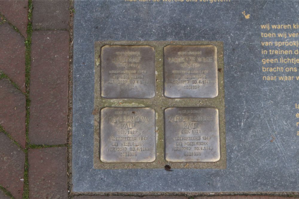 Stolpersteine Minderbroedersstraat 32 & 32a #5